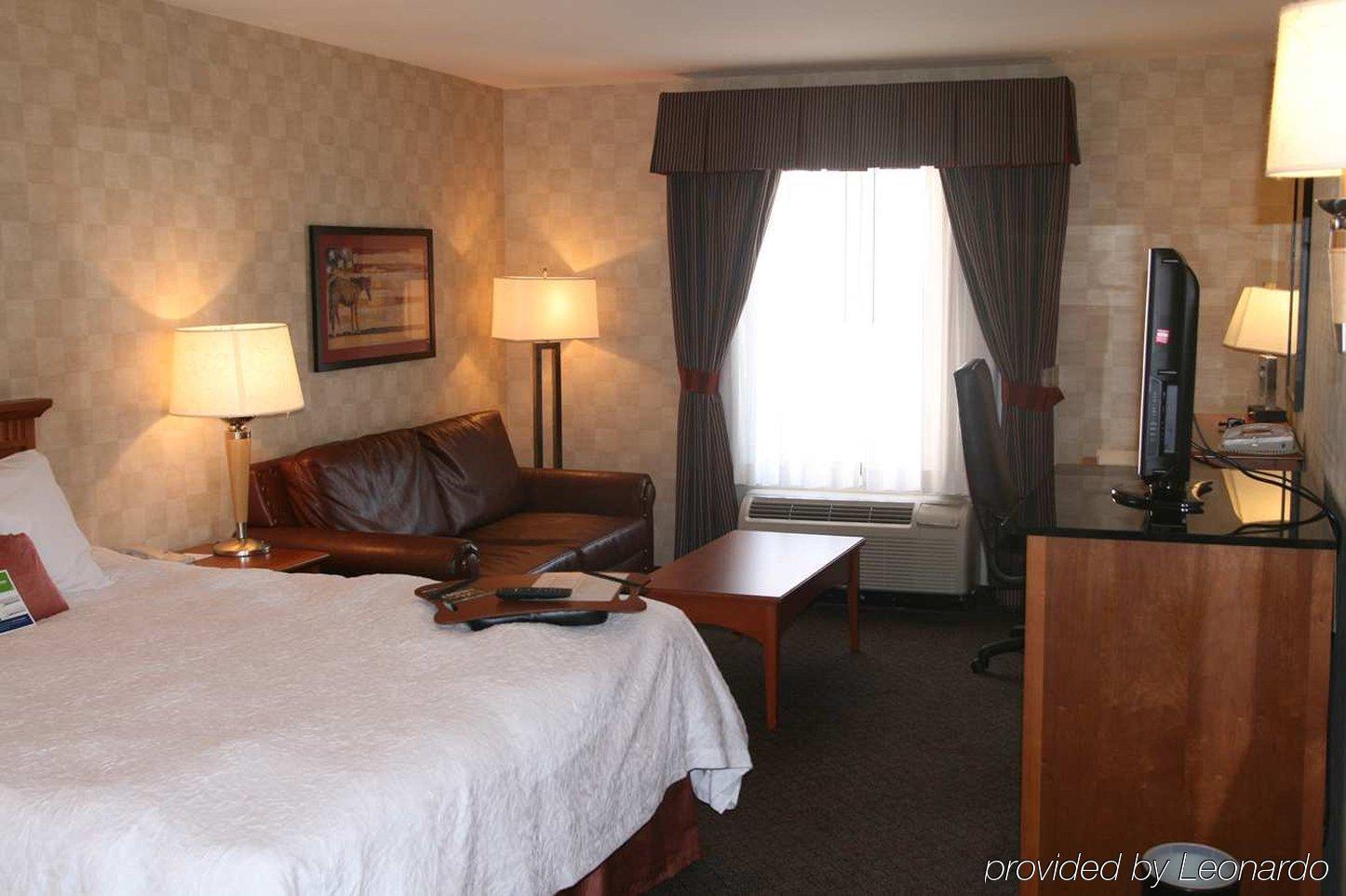 Hampton Inn Гранд Джанкшен Номер фото