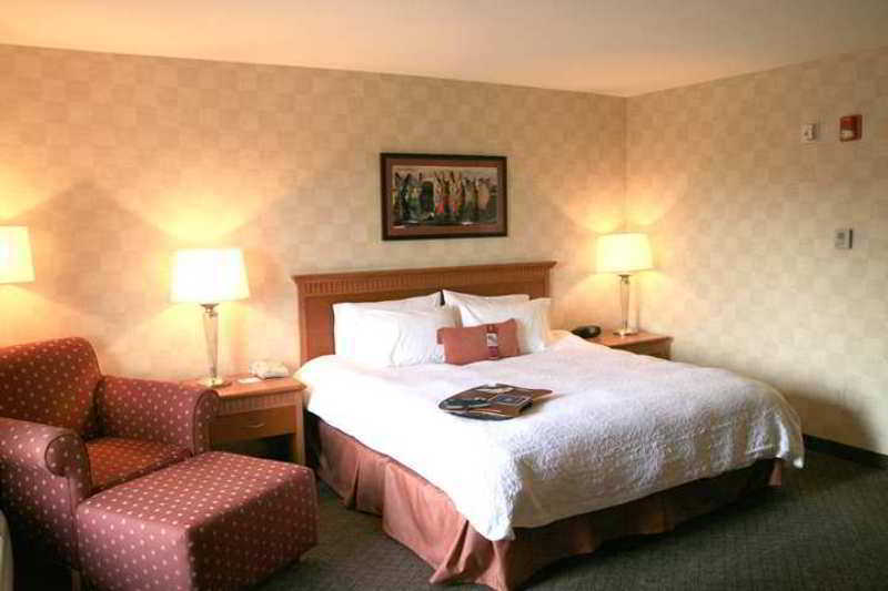 Hampton Inn Гранд Джанкшен Номер фото